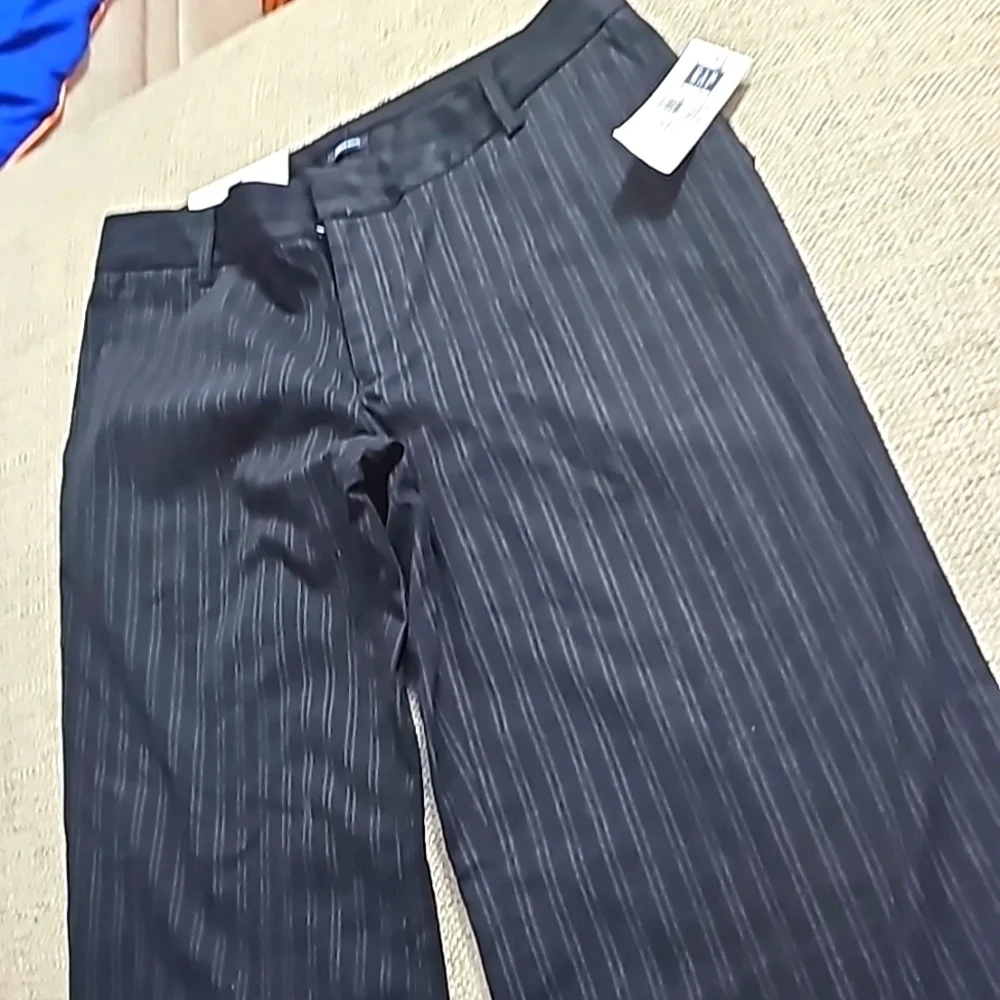 Gap Stretch Modern Fit Stripped Wide leg Pants Black size 4R NWT